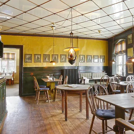 Отель Faergegaarden 3*